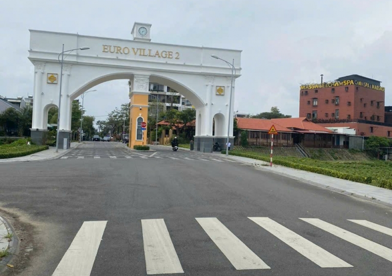 Biệt Thự Euro Village 2, B2.11 Đường Giáng Hương 5