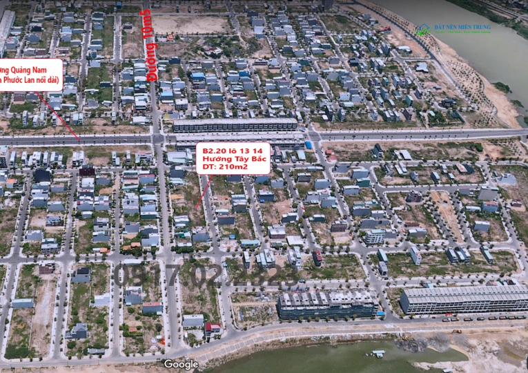 Cặp đất điện âm tay trái Nam Hòa Xuân đường thông ra sông